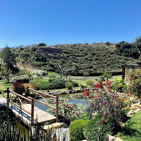 South Facing With Ample Sun Terrace & Panoramic Views Apartment *