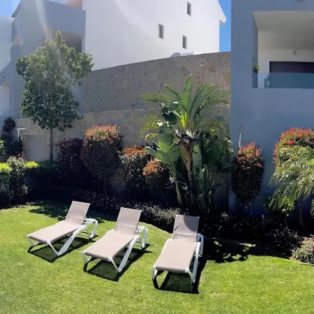 Apartment South Facing With Ample Sun Terrace & Panoramic Views *