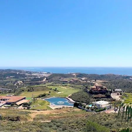 South Facing With Ample Sun Terrace & Panoramic Views Apartment